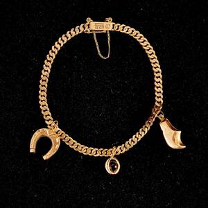 Armband, med berlock