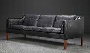 Børge Mogensen. Tre-pers. sofa model 2213, sort læder