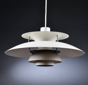 Poul Henningsen. PH5 pendel, hvid