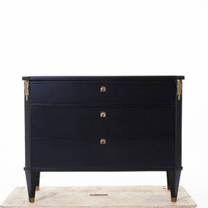 Byrå gustaviansk stil