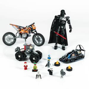 Star Wars bl a, lego och byggsats
