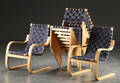 Alvar Aalto. 7 stole, model 611 samt par armstole model 406 9