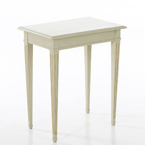 Sidobord gustaviansk stil