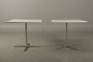 Piet Hein  Arne Jacobsen. To kvadratisk cafeborde. 2