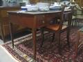 Skrivbord,  stol