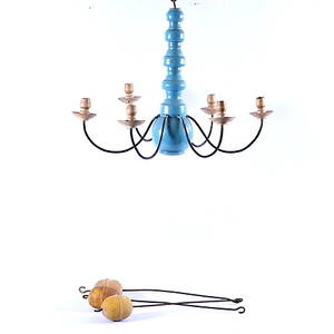 TAKKRONA, bemålat trä, 181900-tal.