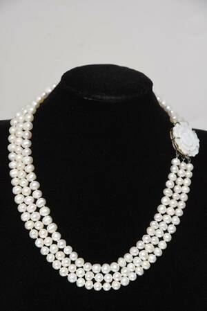 Pärlcollier
