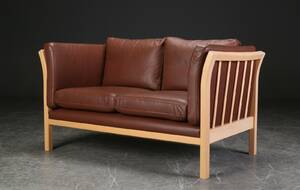 To-pers. sofa, dansk møbelproducent