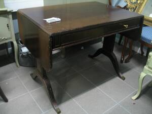 Skrivbord, med klaffar