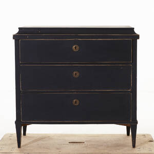 Byrå Karl Johan-stil