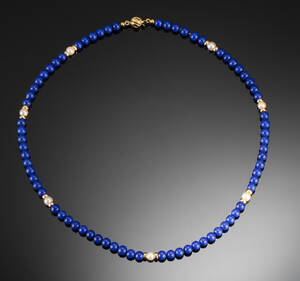 lapis lazuli halskæde med guld lås