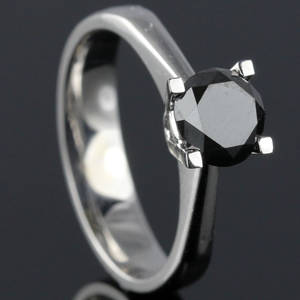 Solitaire ring ca. 1.50 ct.