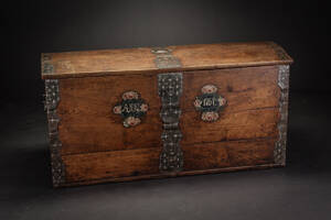 Brudekiste af egetræ, 1800-tallet