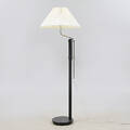 GOLVLAMPA, metall, 1900-tal.