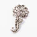 Brosch 18 k vitguld diamanter