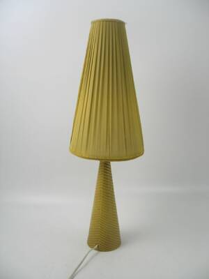 Bordslampfot, Domino