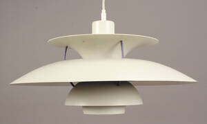 Poul Henningsen. PH5