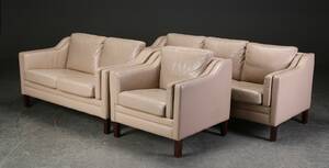 Tre-pers. sofa, to-pers. sofa samt lænestol, dansk møbelproducent 3 Denne vare er sat til omsalg under nyt varenummer 5003280
