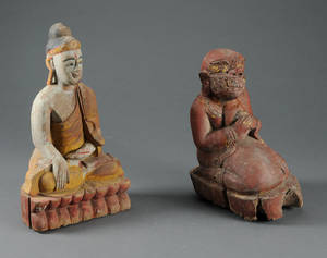 To træ figurer. Burma 1900-tallet. 2