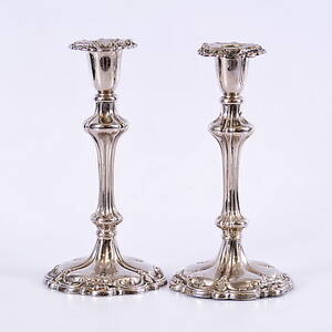 LJUSSTAKAR, 1 par, nysilver, Rokokostil, 1900-tal.