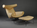 Hans J. Wegner 1914-2007. Ox-Chair. Hvilestol samt skammel. 2