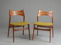 Erik Buch. Et par spisestole af teak. 2