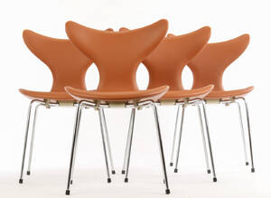 Arne Jacobsen. Fire stole, Liljen, model 3108 4 