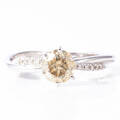Ring 14 k vitguld med diamanter