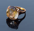Cocktailring in 14 k gelbgold mit smokey quartz