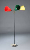 Standerlampe med tre lyskilder