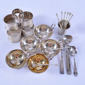 PARTI SILVERFÖREMÅL, 28-delar, totalvikt 480 gram.