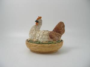 Ägghöna, Porslin