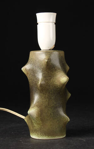 Knud Basse for Michael Andersen. Bordlampe