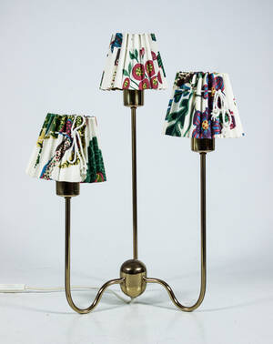 Josef Frank bordslampa, Modell 2468, mässing