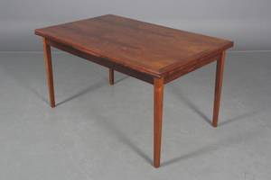 Dansk møbelproducent. Spisebord med Hollandsk udtræk, palisander.