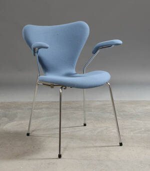 Arne Jacobsen. Armstol model 3207 