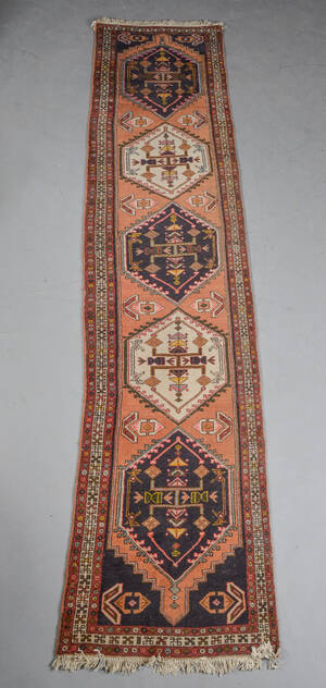 Orientalsk løber, 302 x 66 cm Denne vare er sat til omsalg under nyt varenummer 4391639