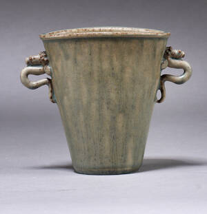 Arne Bang. Vase af stentøj, nr. 38