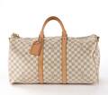 Louis Vuitton. Weekendtaskerejsetaske, model Keepall Bandouliére 50. Denne vare er sat til omsalg under nyt varenummer 5056161