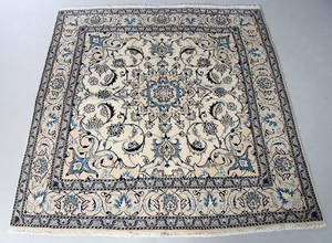 Persisk Nain 211 x 202 cm.
