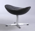 Arne Jacobsen. Skammel til Ægget model 3127