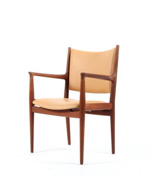 Hans J.Wegner. Armstol model JH513, teak