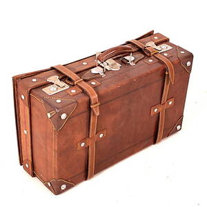 RESEKOFFERT, 1900-talets första hälft.