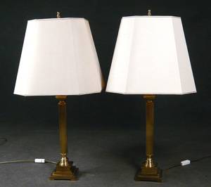 Paar große Bodenlampen mit Messingfuß 2