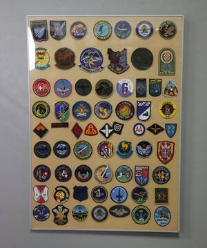 Militära tygmärkenpatches, inramat