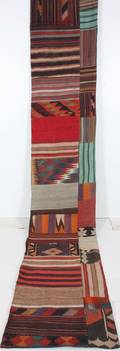 Persisk handvävd patchwork kelim, mått 430x76 cm.