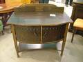 Sideboard, Jugend