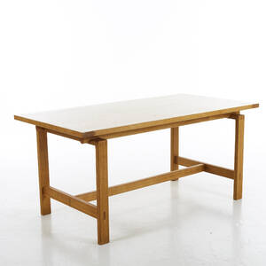 Matbord ek