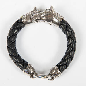 Lederarmband mit zwei massiven plastischen Pferdeköpfen, 925er Sterling Silber