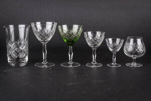 Lyngby Glas. Glasbesætning Wien Antik 59 Denne vare er sat til omsalg under nyt varenummer 4365311